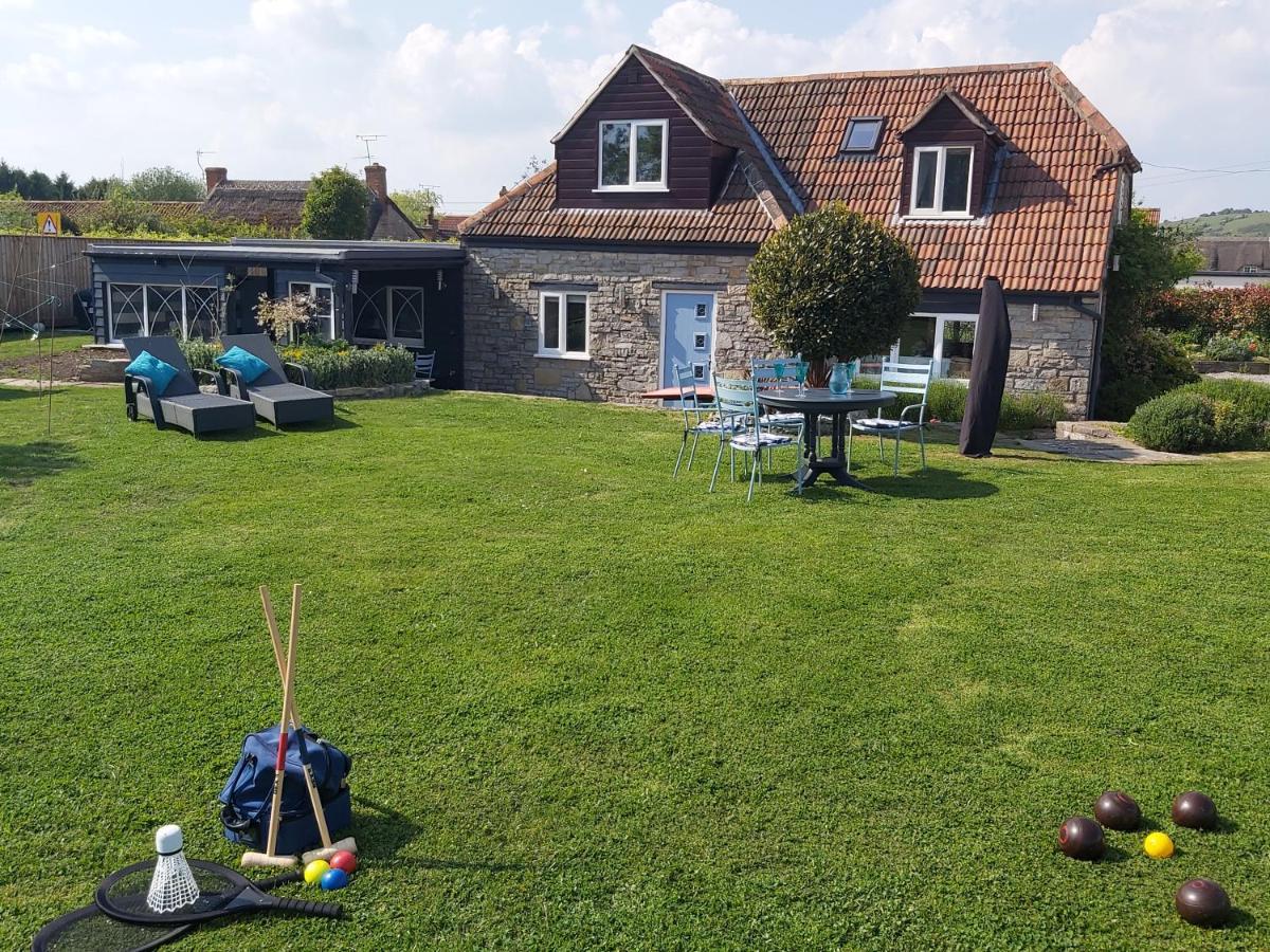 Bluebell House 5 Star Holiday Let Villa Somerton  Exterior photo