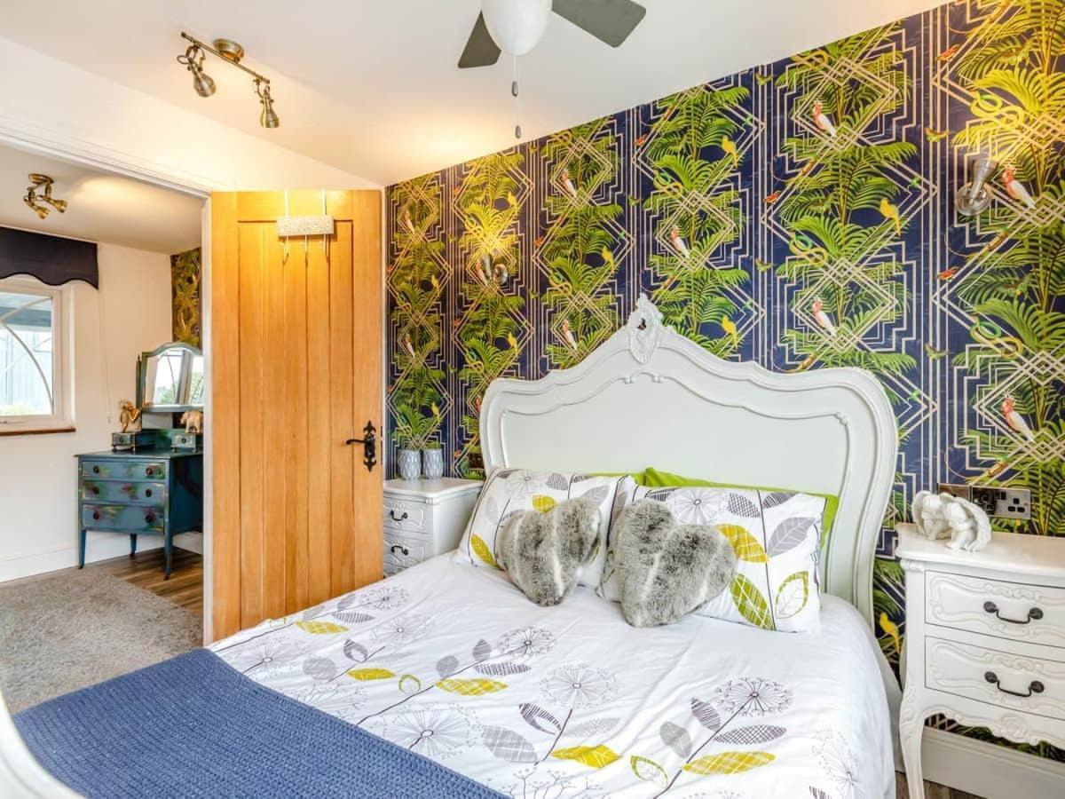 Bluebell House 5 Star Holiday Let Villa Somerton  Exterior photo